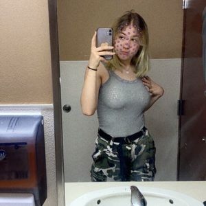 Meet your Posher, Angela